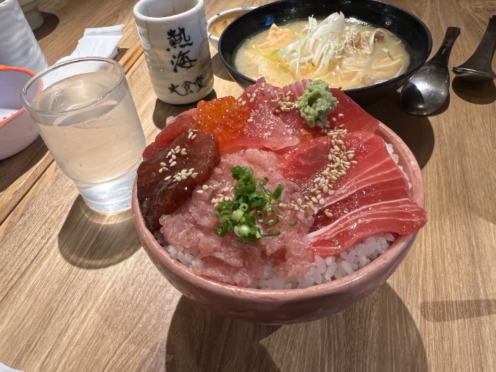 熱海おさかな・大食堂で昼食